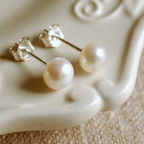 Vintage Style Square Clasp Pearl Necklace