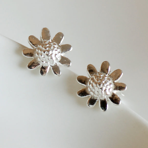 Silver hot sale sunflower earrings