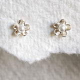 Dainty Daisy Stud Earrings